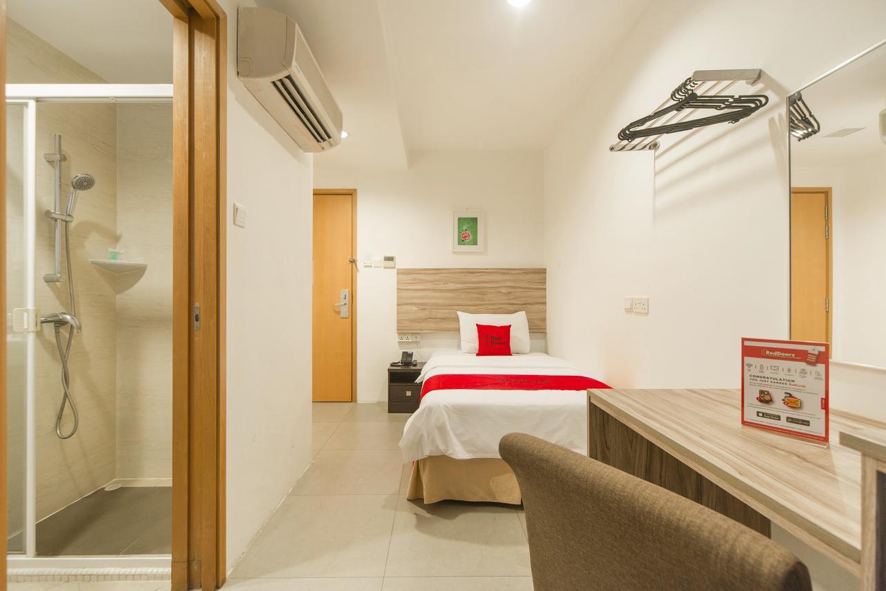 Reddoorz Plus @ Victoria Street סינגפור מראה חיצוני תמונה