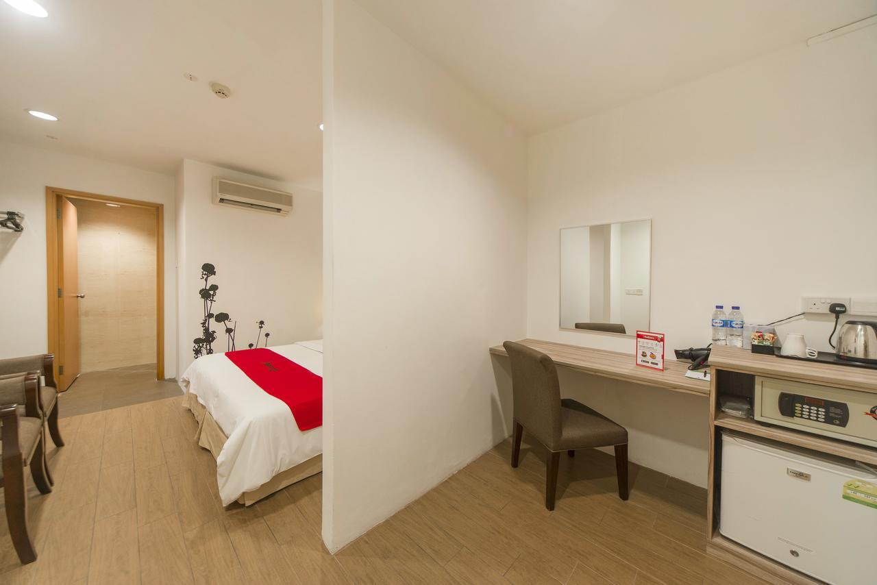 Reddoorz Plus @ Victoria Street סינגפור מראה חיצוני תמונה